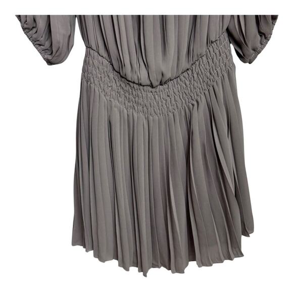 Max Studio Box Pleated Dress Off The Shoulder Gray Size xtra Small Elastic Waist - Picture 3 of 5